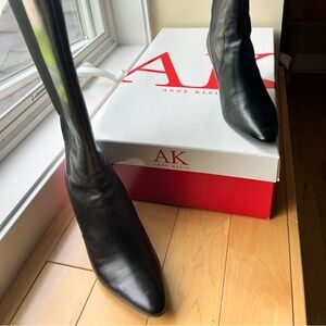 Anne Klein black leather boots